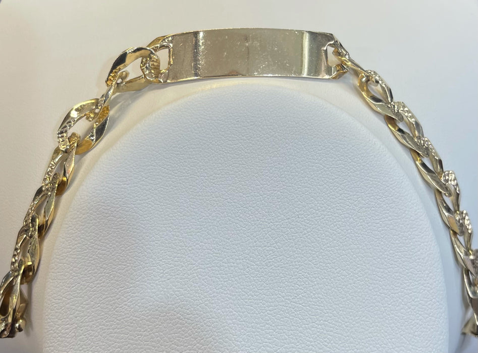 8" Cuban Bracelet w/ Name Plate (Solid - 14k - Free Engraving*)