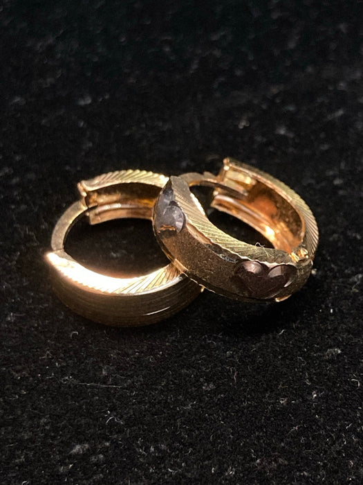 14k Gold “Hearts Content” Huggie Earrings