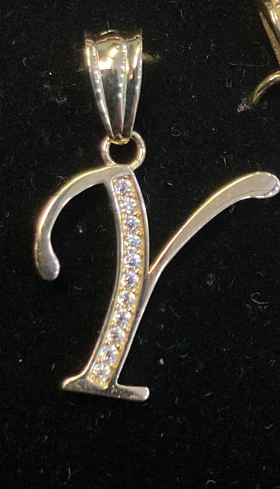 “Y” Letter Pendant in 14k Gold