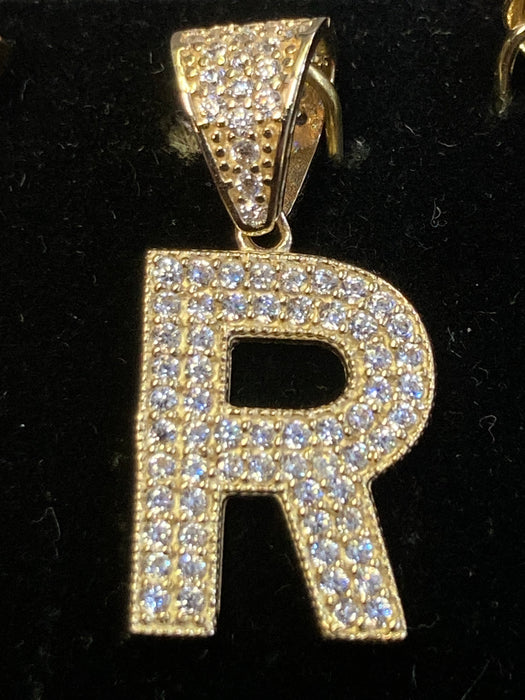 “R” Letter Pendant in 14k Gold