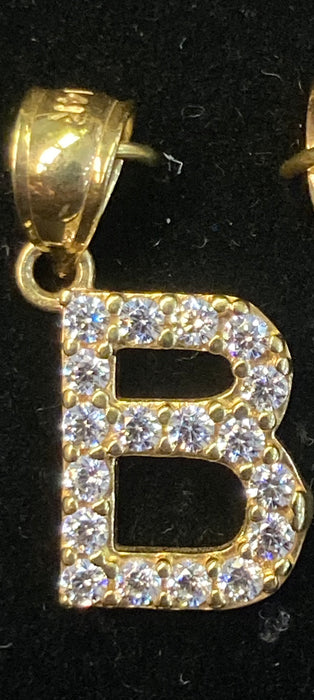 “B” Letter Pendant in 14k Gold