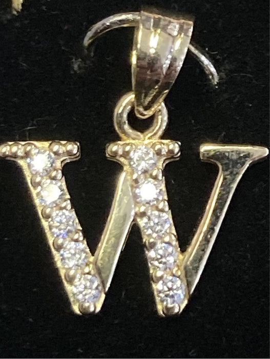 “W” Letter Pendant in 14k Gold