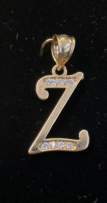 “Z” Letter Pendant in 14k Gold