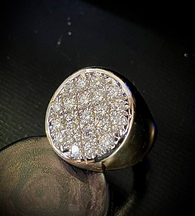 “All Class” Diamond and 14k Gold Ring