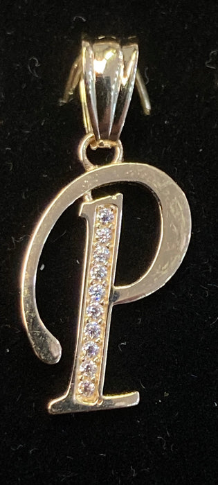 “P” Letter Pendant in 14k Gold